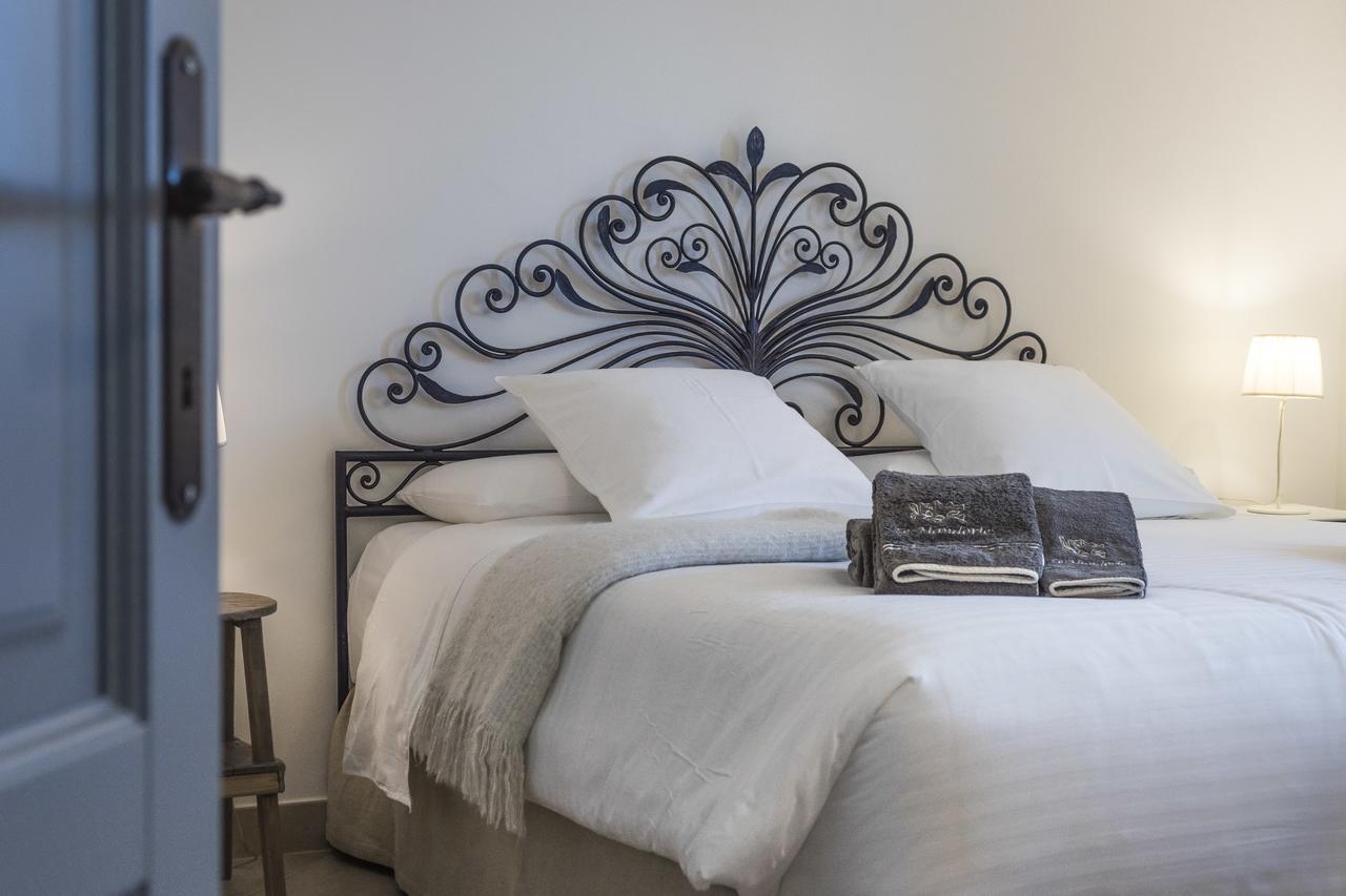 Masseria Le Mandorle Ugento Luaran gambar